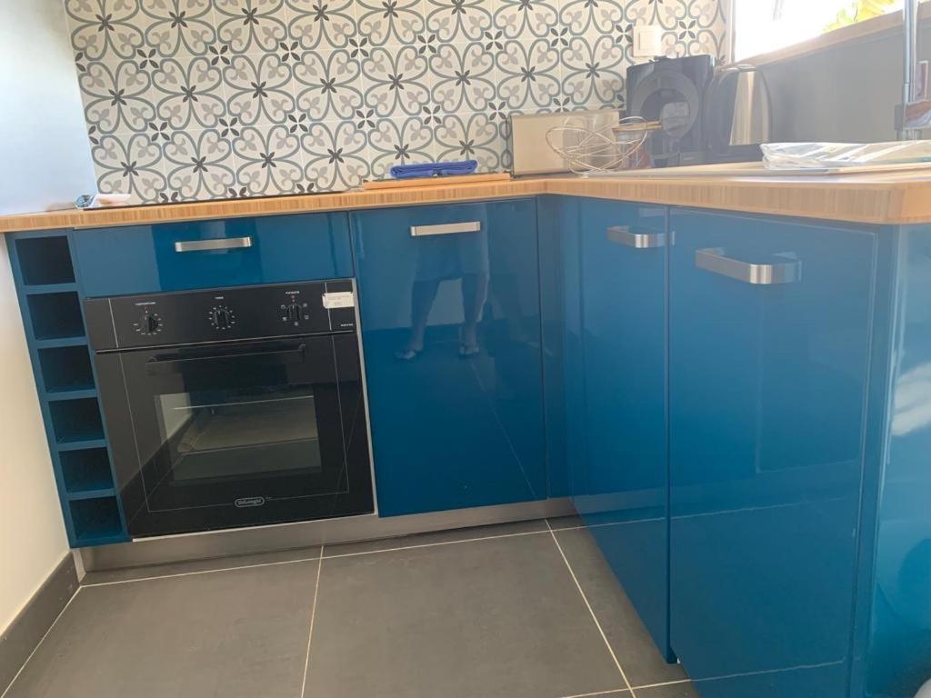 Bleu Cannelle Et Petimo Le Diamant Bagian luar foto